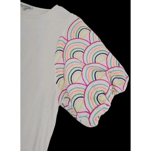 See N Be Seen ~Woman Size M~ White Textured Embroidered Puff Short Sleeve Cotton - Picture 11 of 13